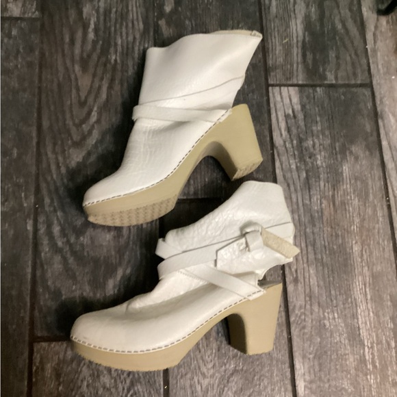 💥PRICE DROP💥 Calou Stockholm Cut Out Boot - NWOT - Picture 5 of 6